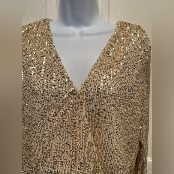 NWT Sincerely Jules sequin bodysuit size medium - Picture 2 of 11